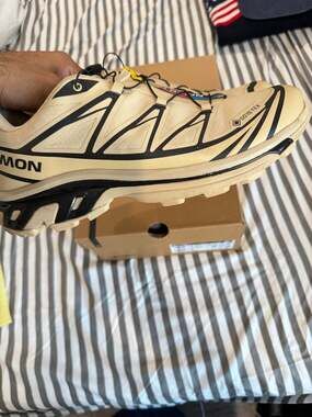 Salomon XT-6 GTX sz 11 used like new Tan/Black